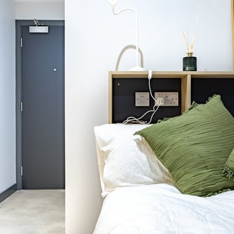Classic Plus En Suite - Image 1